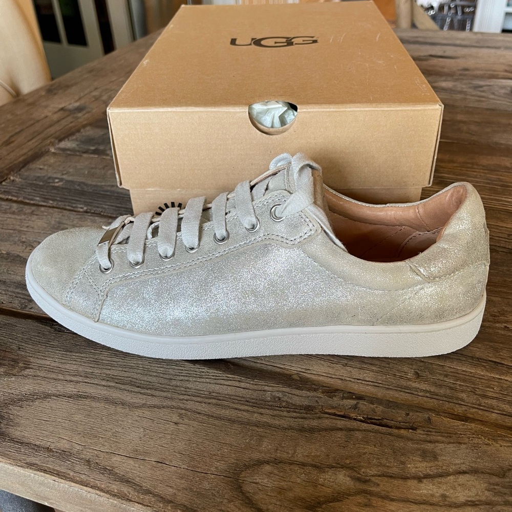 🆕UGG Ladies Milo Sneakers